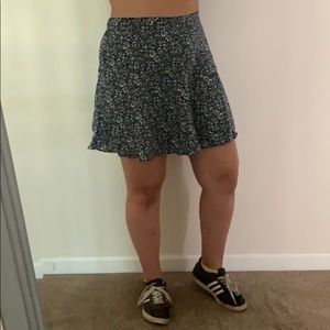 NWOT Floral skater skirt